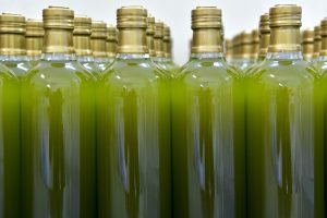 Annata povera, l’olio d’oliva non basterà per tutti. Assitol: “stop alle promozioni continue”