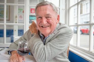 “Pocket Wine Book” 2021, la Bibbia del wine lover curata da Hugh Johnson “Pocket Wine Book” 2021, la Bibbia del wine lover curata da Hugh Johnson