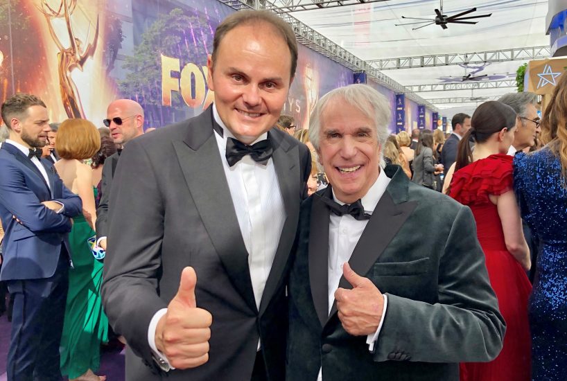 Matteo Lunelli con Henry Winkler in una delle passate edizioni degli Emmy