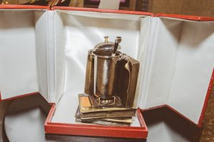 Luciano Pignataro e Giancarlo Vecchio, e Roberto Perrone, vincono il “Premio Iolanda” Luciano Pignataro e Giancarlo Vecchio, e Roberto Perrone, vincono il “Premio Iolanda”