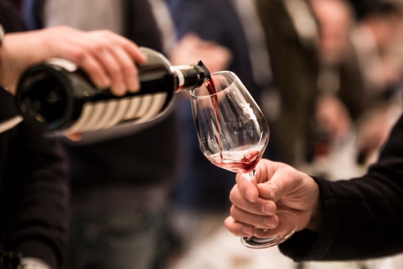 Tavoli distanziati e accessi limitati, per il Merano Wine Festival 2020