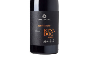 Cottanera, Doc Etna Rosso Zottorinoto Riserva 2015