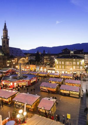 Viaggi a dicembre: gli italiani partono, ma il potere d’acquisto è in calo