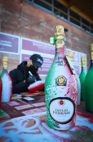 Il Giulio Ferrari Riserva del Fondatore griffato Tei KayKay per Signorvino