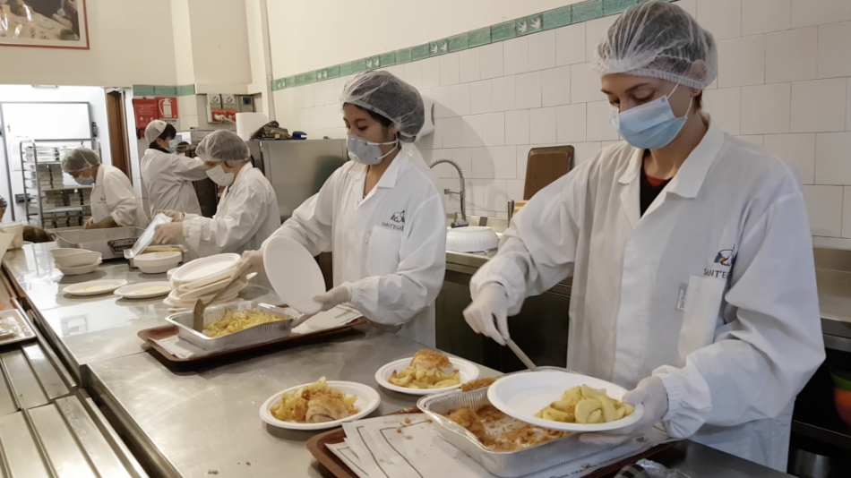 Tra scuole in gran parte chiuse e smart working, la ristorazione collettiva in ginocchio