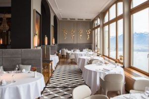 In vista del Natale, ecco il 2020 a tavola, nelle nuove tendenze dell’arte dell’ospitalità