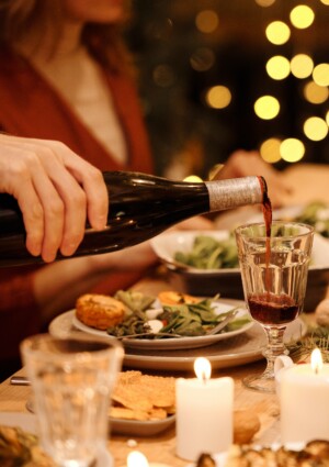 Pranzo di Natale: il 91% degli italiani lo far&agrave; a casa, spendendo, in media, 116 euro (+7% sul 2024)