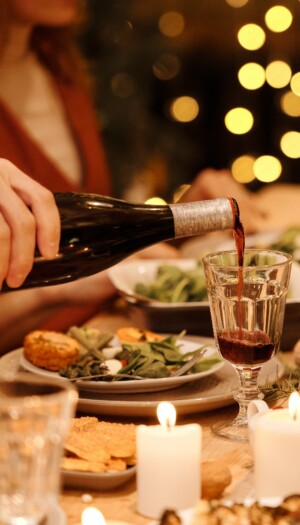 Pranzo di Natale: il 91% degli italiani lo far&agrave; a casa, spendendo, in media, 116 euro (+7% sul 2024)