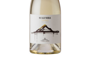 Torre Mora, Doc Etna Bianco Scalunera 2019