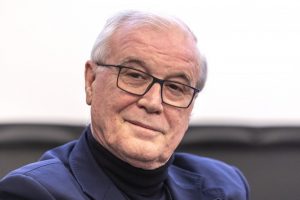 Di territori del vino, consorzi e futuro: le idee del sociologo Aldo Bonomi Di territori del vino, consorzi e futuro: le idee del sociologo Aldo Bonomi