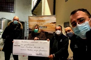 La solidarietà passa dalla vigna: da Cantine Provima 4.000 euro per Medici Senza Frontiere