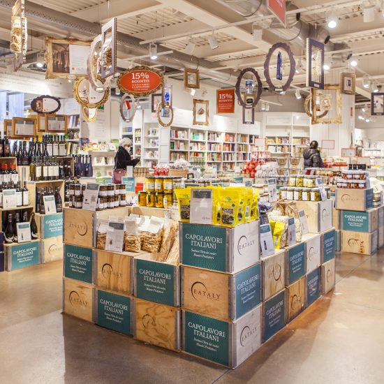 Prodotti come opere d’arte, clienti come mecenati: ecco i “Capolavori Italiani” di Eataly