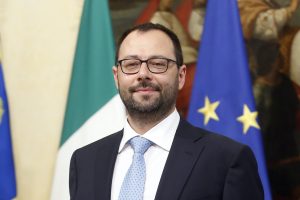 Stefano Patuanelli (M5S) è il nuovo Ministro delle Politiche Agricole del Governo Draghi