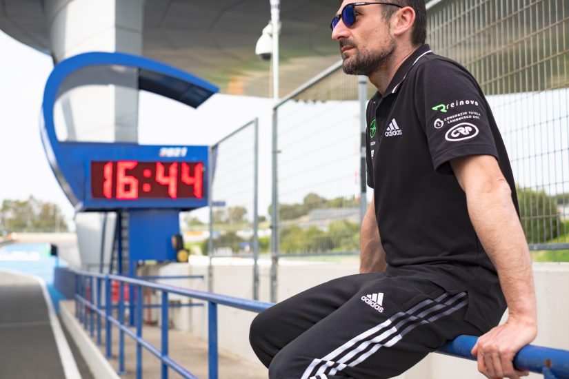 Alessandro Branetti, considerato il pilota di guida elettrica più esperto al mondo 