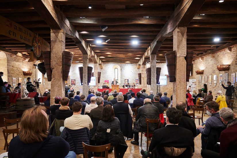 1,9 miliardi di euro raccolti nell’asta dell’Hospices de Nuits-Saint-Georges, in Borgogna