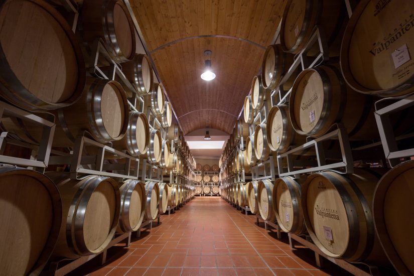 La bottaia di Cantina Valpantena, oggi Cantine di Verona, dopo la fusione con Custoza