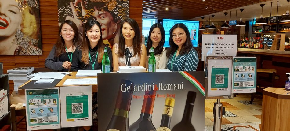 Lo staff di Gelardini & Romani ad Hong Kong