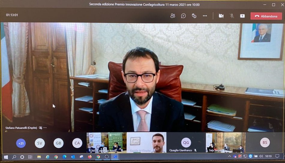 Il Ministro delle Politiche Agricole Stefano Patuanelli