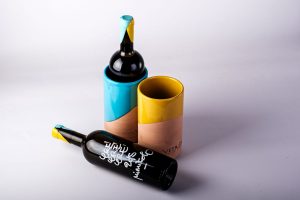 Vino & ceramica, legame millenario che si rinnova nell’incontro tra Vetrère e bottega Nicola Fasano