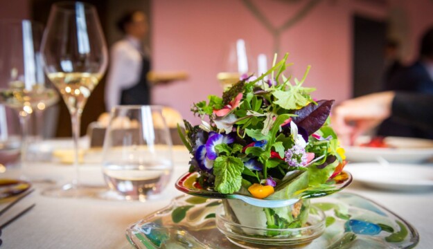 Il lusso non &egrave; il prezzo, ma il valore etico e relazionale della Cucina Italiana: premiati i custodi