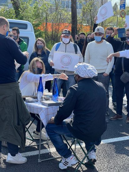 La protesta che ha bloccato l’autostrada A1 il 19 aprile di Tni Italia