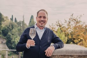 Cresce e pensa “da grande”, il Prosecco di Asolo, tra enoturismo, comunicazione e vigneto Cresce e pensa “da grande”, il Prosecco di Asolo, tra enoturismo, comunicazione e vigneto