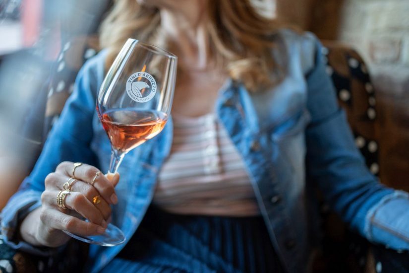Abruzzo, terra di rosè (ph Consorzio Vini d’Abruzzo)
