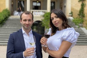 “Bordeaux non è in crisi, è non è solo grandi vini costosi e da lungo invecchiamento” “Bordeaux non è in crisi, è non è solo grandi vini costosi e da lungo invecchiamento”