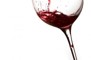 La Ue verso il via libera alla dealcolazione del vino: l’obiettivo sono i nuovi mercati