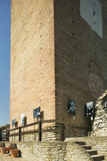 “Volti di Barbaresco”: una mostra fotografica permanente per celebrare i produttori di vino