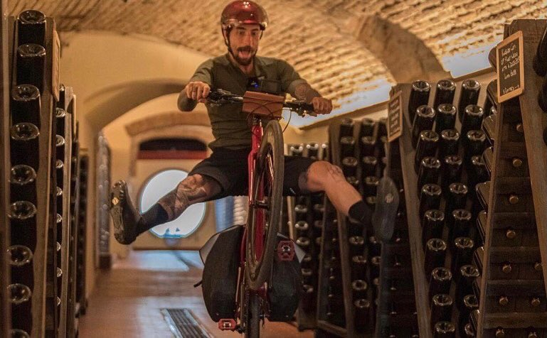 Brumotti nella Tenuta Travaglini in Oltrepò