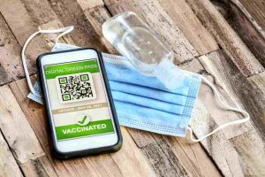 Attesa per il Green Pass obbligatorio al ristorante, fiato sospeso per 360.000 ristoratori italiani