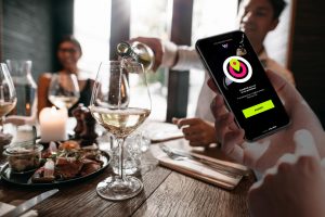 Prenotare il ristorante in base al vino che si vuol bere, con la app “Milano Wine Week”