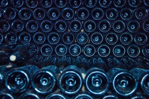Vino e caro-energia. Che pesa di più in maniera indiretta, ma anche sulle bollette aziendali