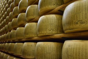 Falso made in Italy, in Sudamerica Asiago, Bologna e Parmigiano diventano cileni