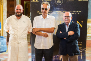 La musica di Bocelli, la cucina stellata di Recanati, e i vini delle Marche raccolgono 300.000 euro La musica di Bocelli, la cucina stellata di Recanati, e i vini delle Marche raccolgono 300.000 euro