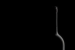 Racchiusa in bottiglia e immortalata in uno scatto fotografico, Gerardo Cesari premia l’“Eleganza”