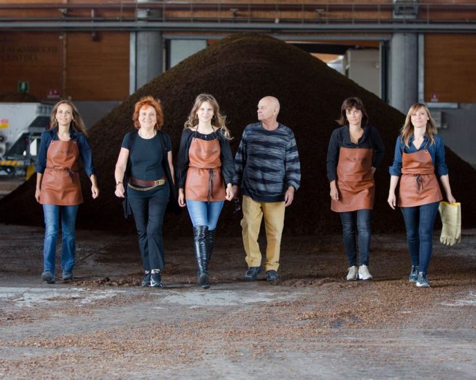 Da Nonino è tempo di “Distillazione Notturna” della grande grappa