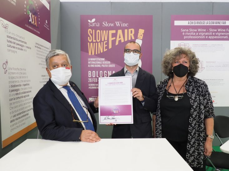  Federbio nella “Slow Wine Coalition”: firmato il Manifesto del vino “buono, pulito e giusto”