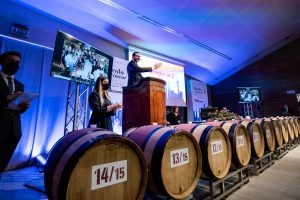 “Barolo en Primeur”: 600.000 euro raccolti in asta tra grande vino e solidarietà