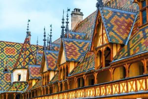 Hospices de Beaune: i profitti della vendita della Pièce des Présidents per i diritti delle donne Hospices de Beaune: i profitti della vendita della Pièce des Présidents per i diritti delle donne