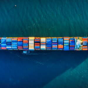 Stretto di Hormuz chiuso, rischio shock globale dei prezzi alimentari entro un anno