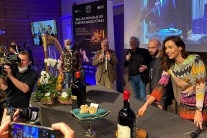 Beneficenza milionaria tra “Asta Mondiale del Tartufo d’Alba” e “Barolo en Primeur”