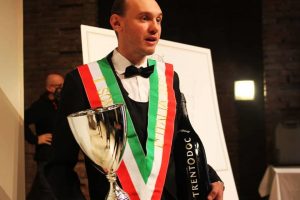 Stefano Berzi, il miglior Sommelier d’Italia Associazione Italiana Sommelier 2021 - Premio Trentodoc