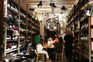 Gambero Rosso: le “Tre Bottiglie” agli 11 wine bar migliori del Belpaese