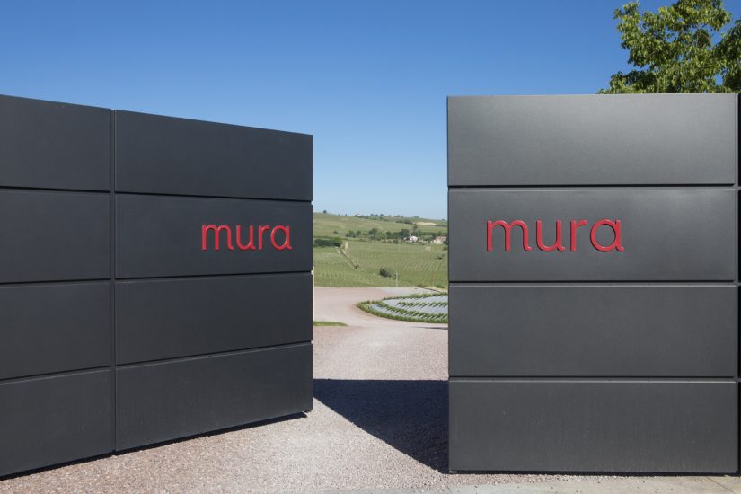 Le porte della Cantina Mura Mura