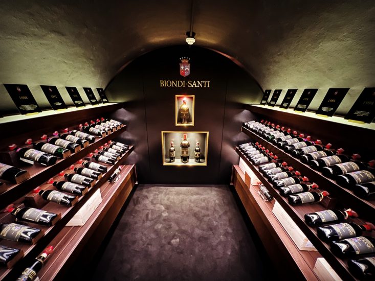 Il caveau dedicato alle Riserve di Biondi-Santi da Hedonis Wines