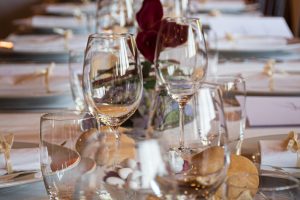 Natale al ristorante per 4,4 milioni di italiani. Ma la normalit&agrave; pre-pandemia &egrave; lontana