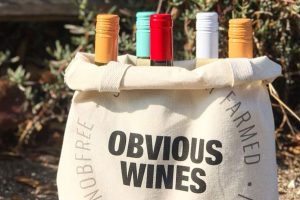 Una membership da 6.000 dollari per 4 bottiglie di vino al mese ... per tutta la vita