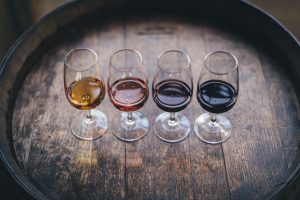 Dai vini comuni alle grandi denominazioni, crescono i prezzi dei vini sfusi d’Italia